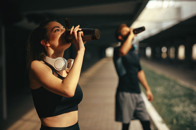 Why You Should Use An Electric Shaker Instead Of A Traditional Shaker