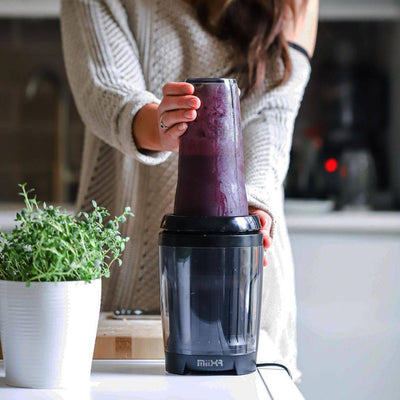 8 Delicious and Nutrient-Rich Smoothies